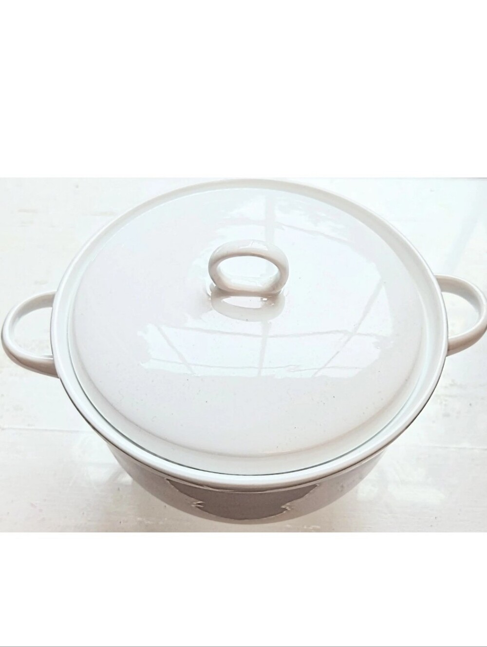 Crate & Barrel White Porcelain Covered Casserole Dish 6.5” Oven Microwave Safe